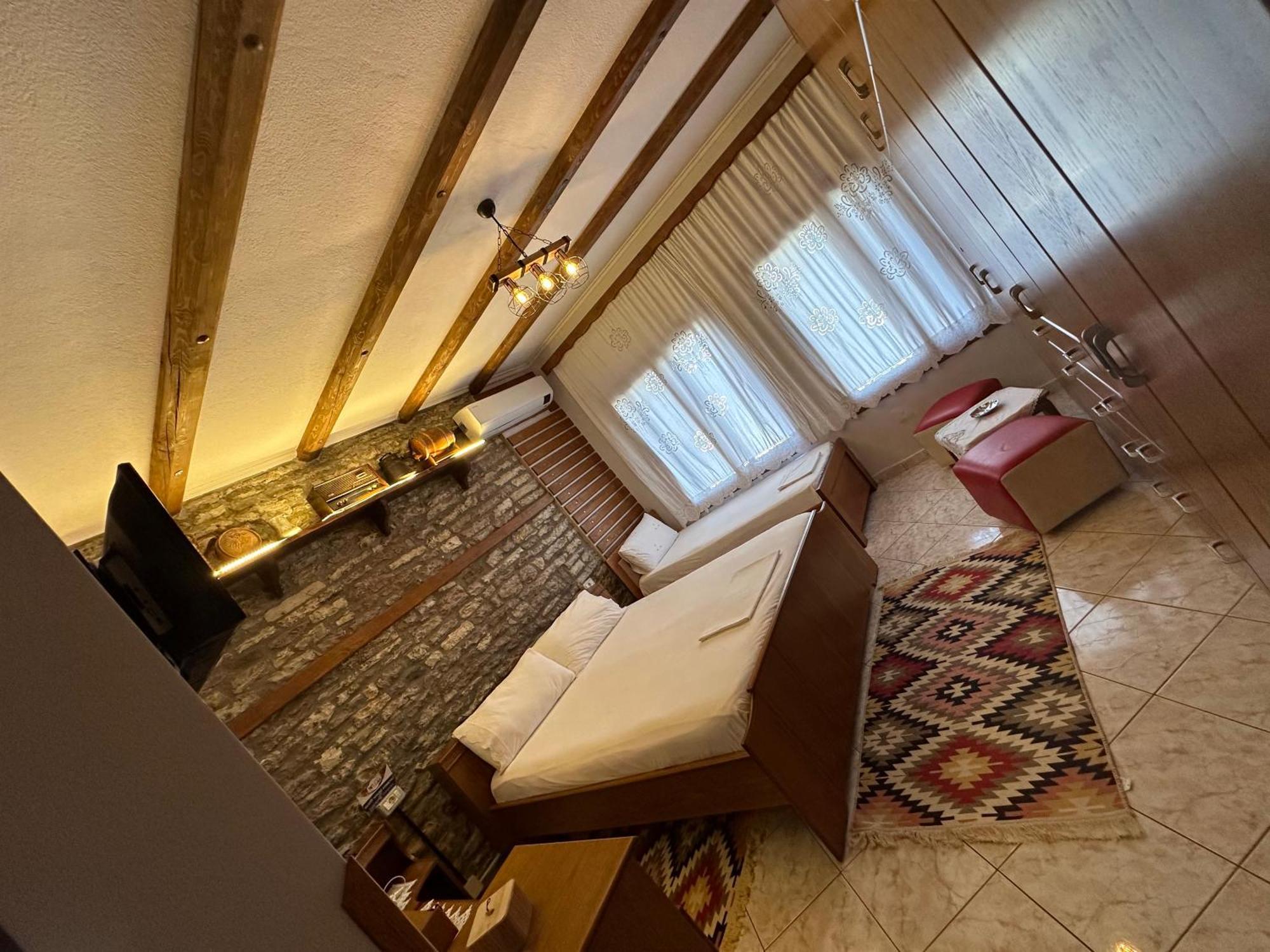 Ahmetaj Guest House Gjirokastër 外观 照片