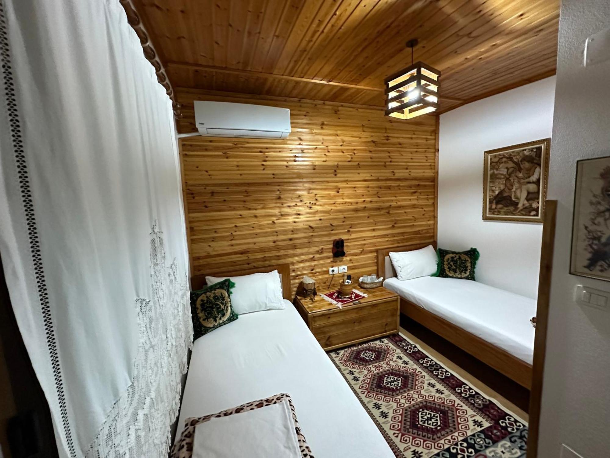 Ahmetaj Guest House Gjirokastër 外观 照片