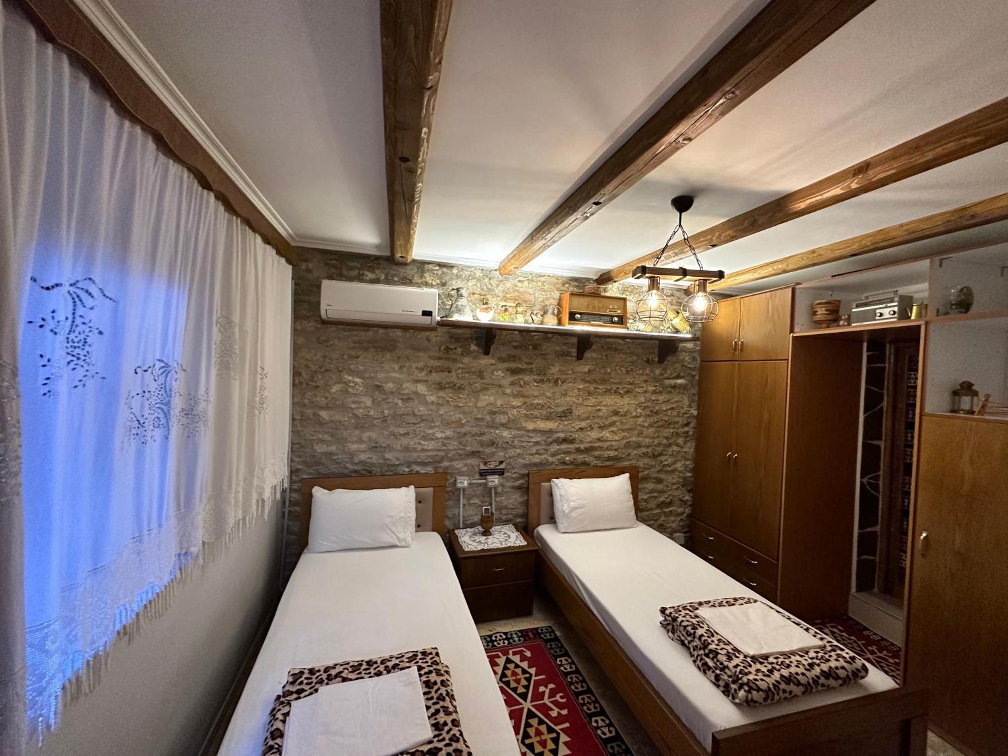 Ahmetaj Guest House Gjirokastër 外观 照片