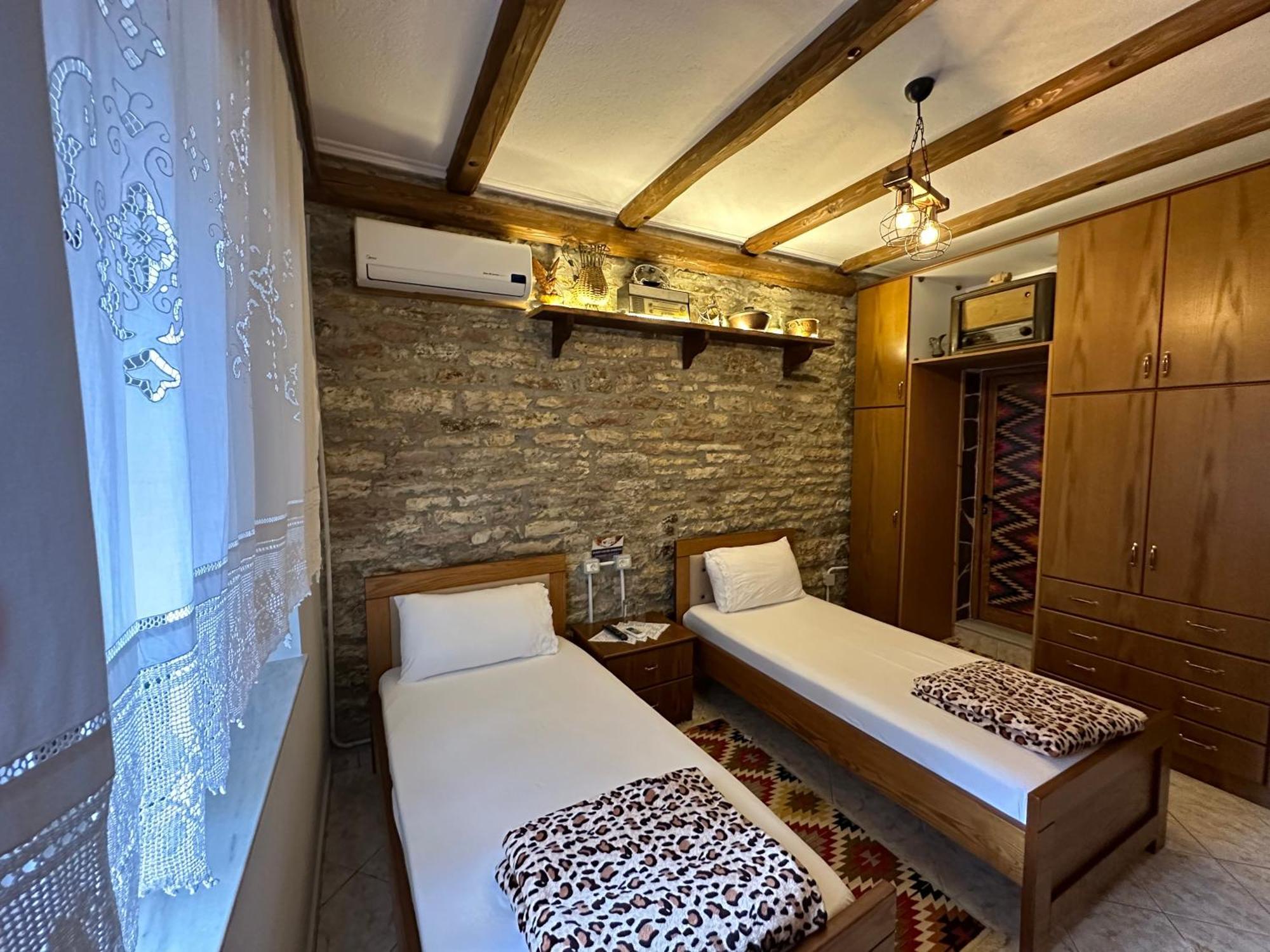 Ahmetaj Guest House Gjirokastër 外观 照片