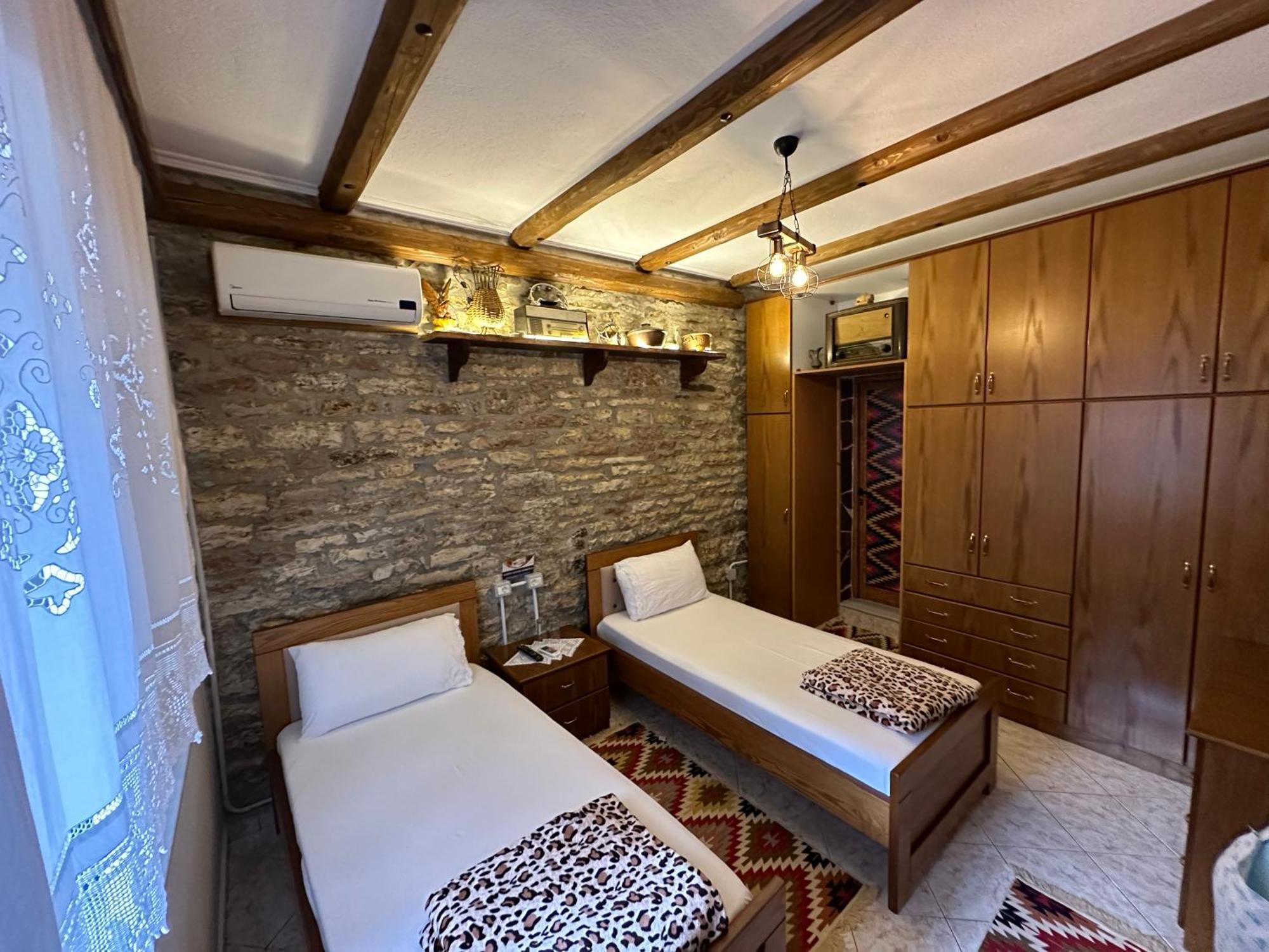 Ahmetaj Guest House Gjirokastër 外观 照片